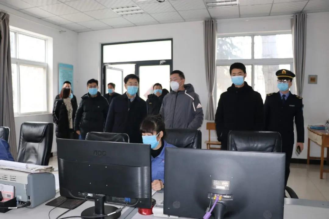 市,國資委,、,衛(wèi)健,委,領(lǐng)導(dǎo),到,公司,檢查,2月, . 市國資委、市衛(wèi)健委領(lǐng)導(dǎo)到公司檢查指導(dǎo)防疫工作